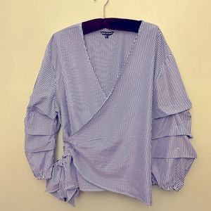 Unique Spectrum women wrap blouse blue / white stripes size XL, length 24 inches